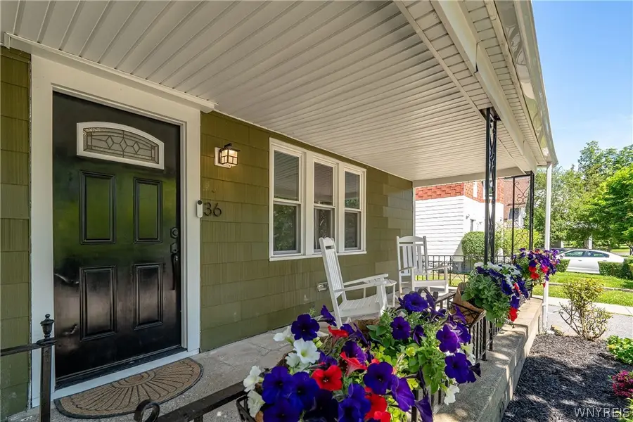 36 Abbottsford Place, Buffalo, NY 14213 - #3