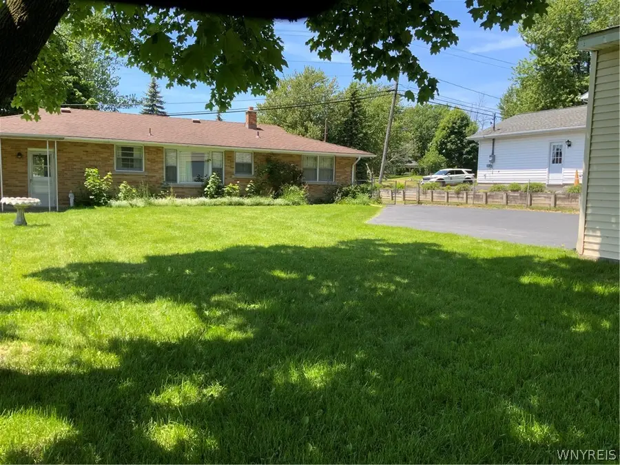 4959 Sunset Drive, Lockport, NY 14094 - #2