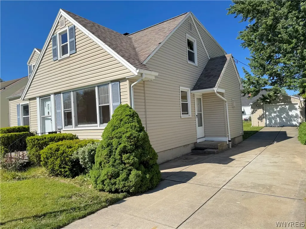 318 Forbes Avenue, Tonawanda, NY 14150 - #1