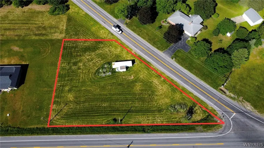 5603 Stone Road, Lockport, NY 14094 - #2