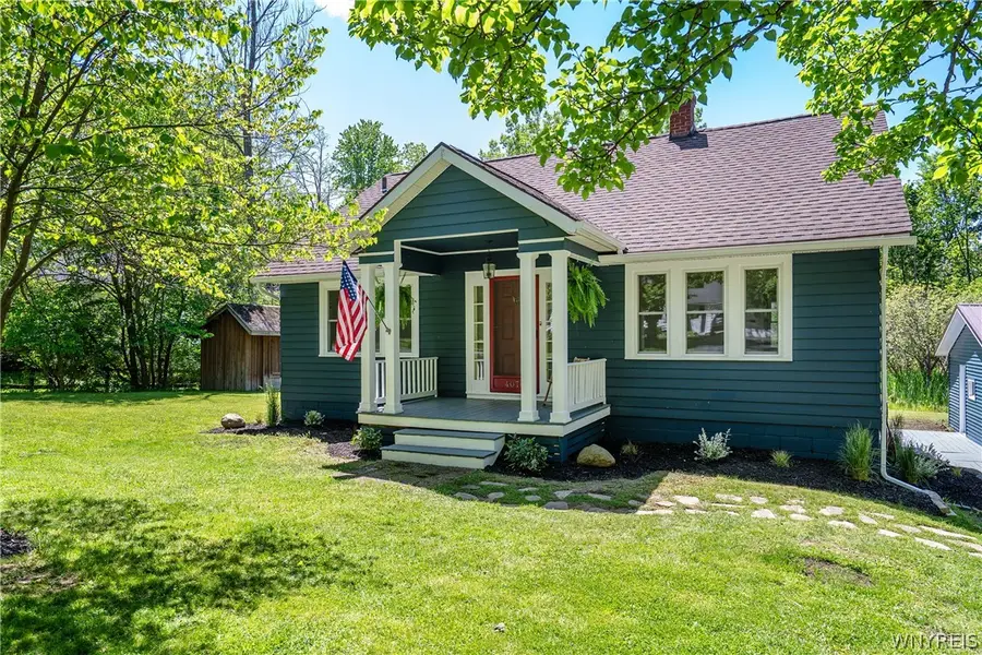 4076 N Freeman Road, Orchard Park, NY 14127 - #2