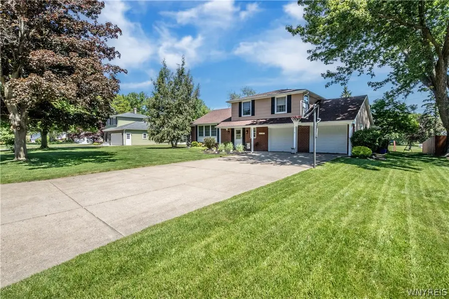 52 Candy Ln, Orchard Park, NY 14127 - #3