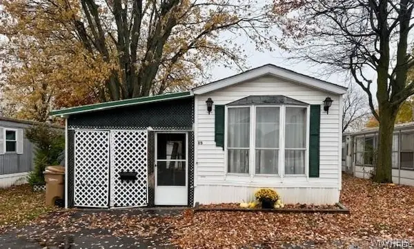 15 Lobue Lane, Buffalo, NY 14225