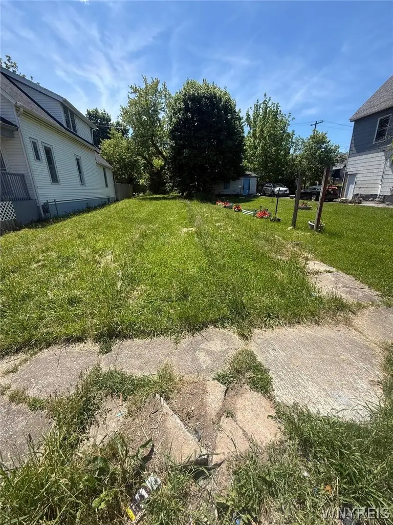 843 Woodlawn Avenue, Buffalo, NY 14211 - #1