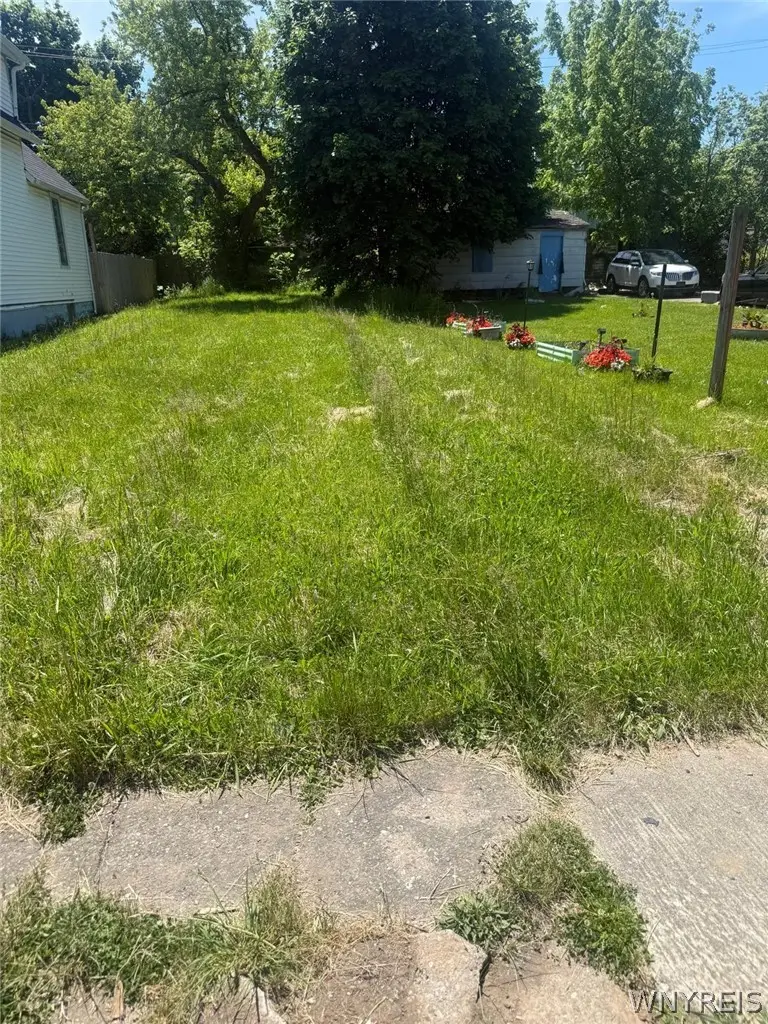 843 Woodlawn Avenue, Buffalo, NY 14211 - #2