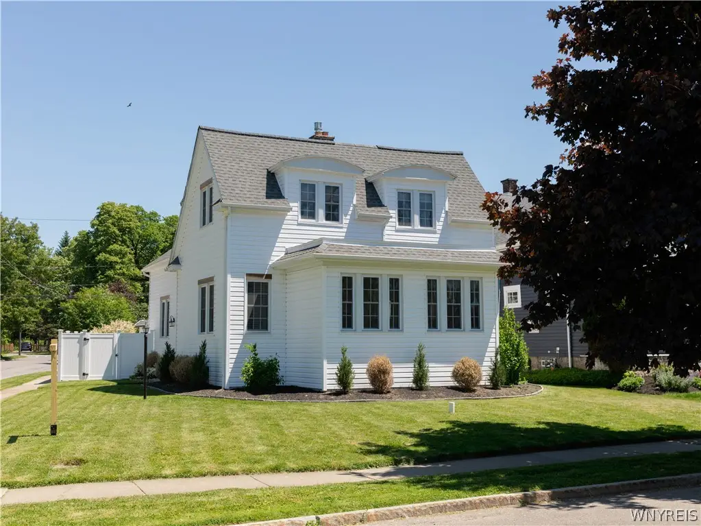 206 Tuscarora Road, Buffalo, NY 14220 - #1