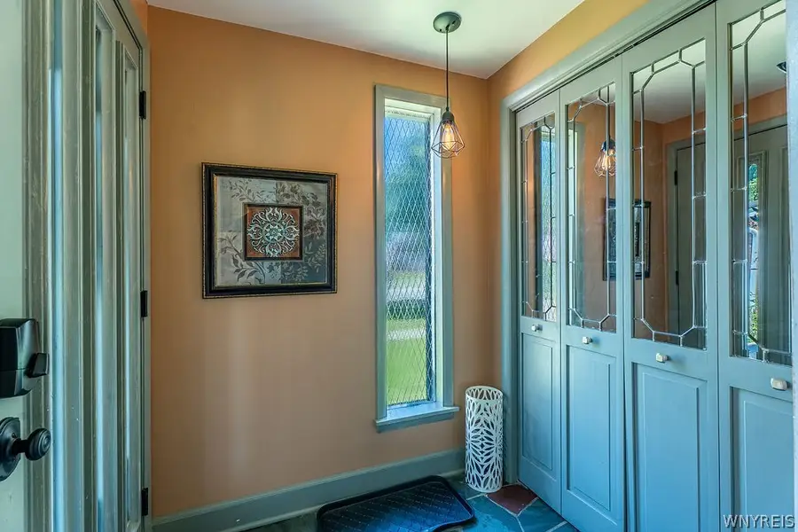 160 Kirkwood Drive, West Seneca, NY 14224 - #3