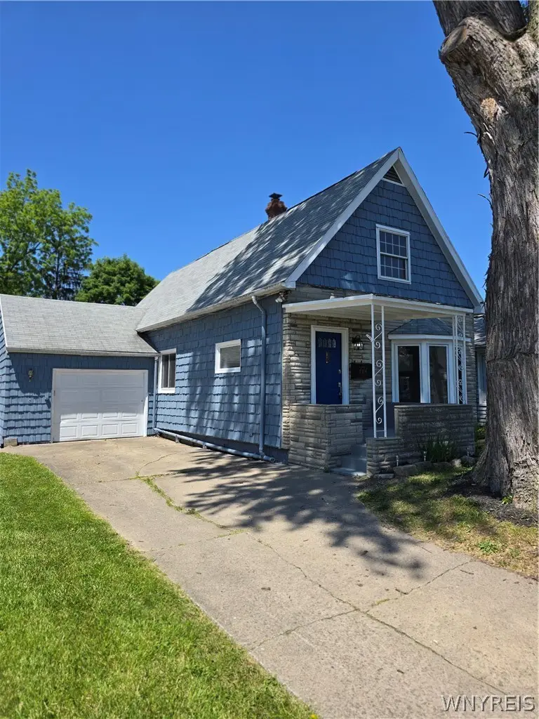 484 79th Street, Niagara Falls, NY 14304 - #3