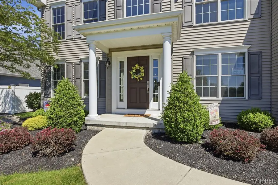 33 Hidden Meadow Crossing, Lancaster, NY 14086 - #3