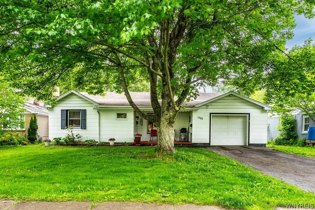 1285 Parkview Drive, North Tonawanda, NY 14120 - #1