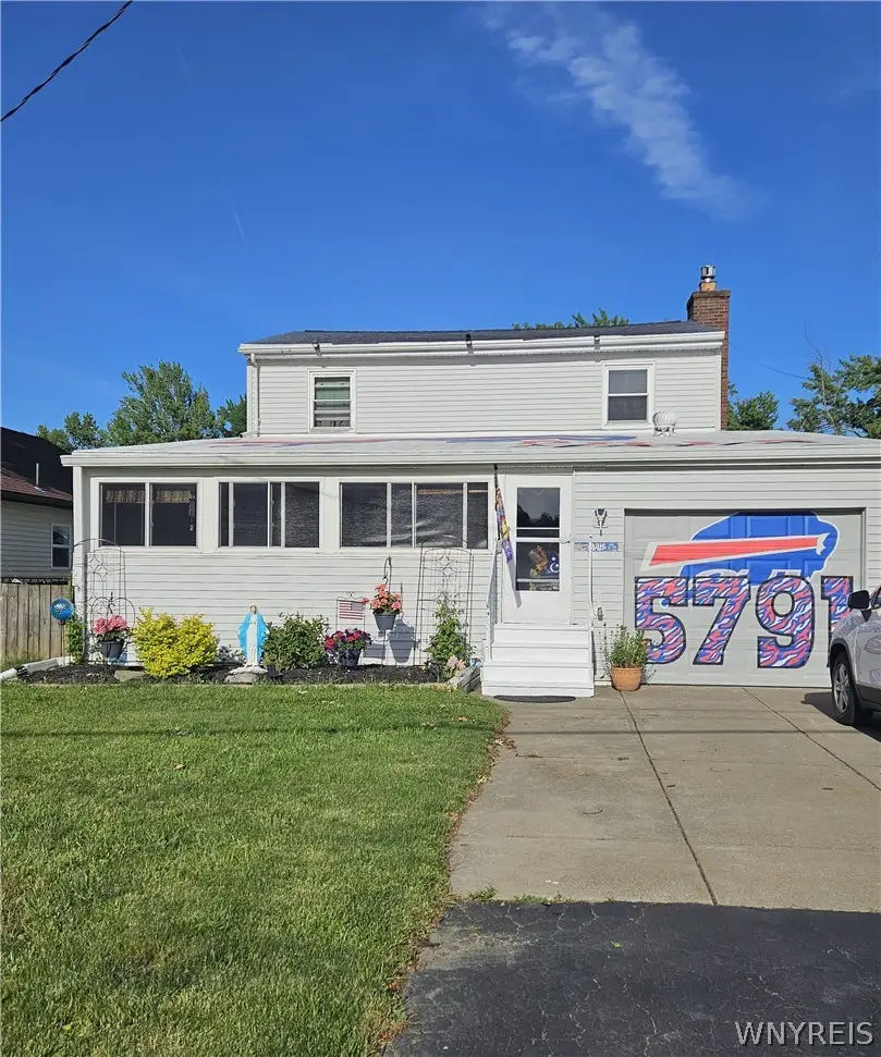 5791 Elmhurst Road, Lake View, NY 14085 - #1