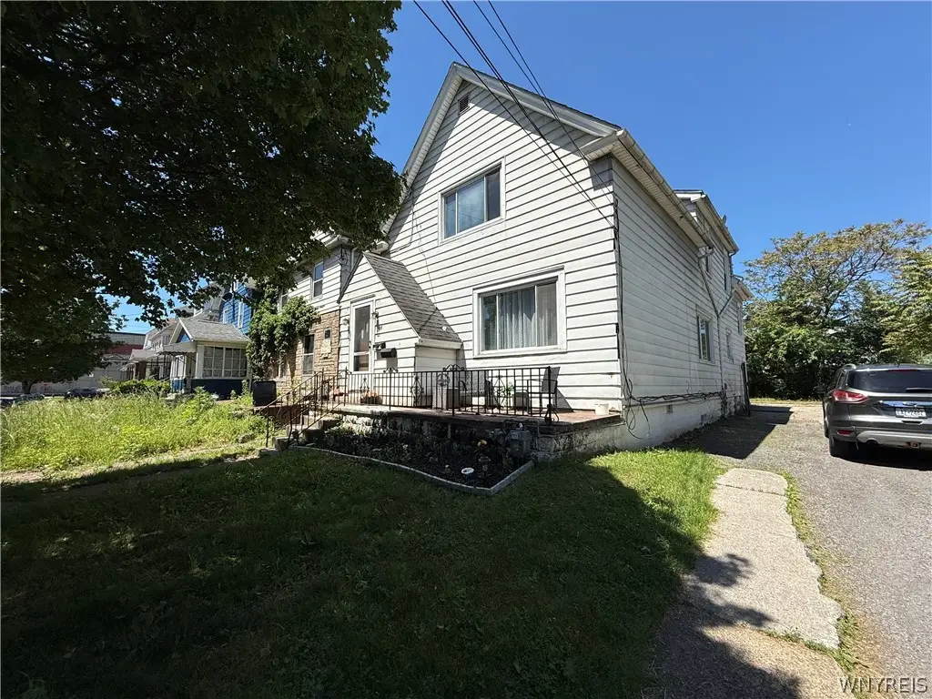 30 Hobart Street, Buffalo, NY 14206 - #1