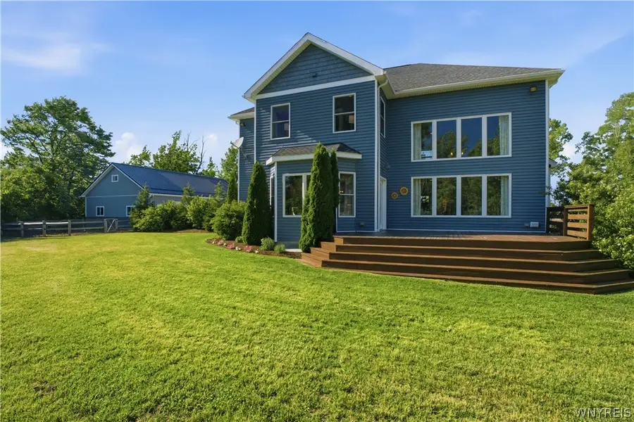11011 Stage Road, Clarence, NY 14031 - #2