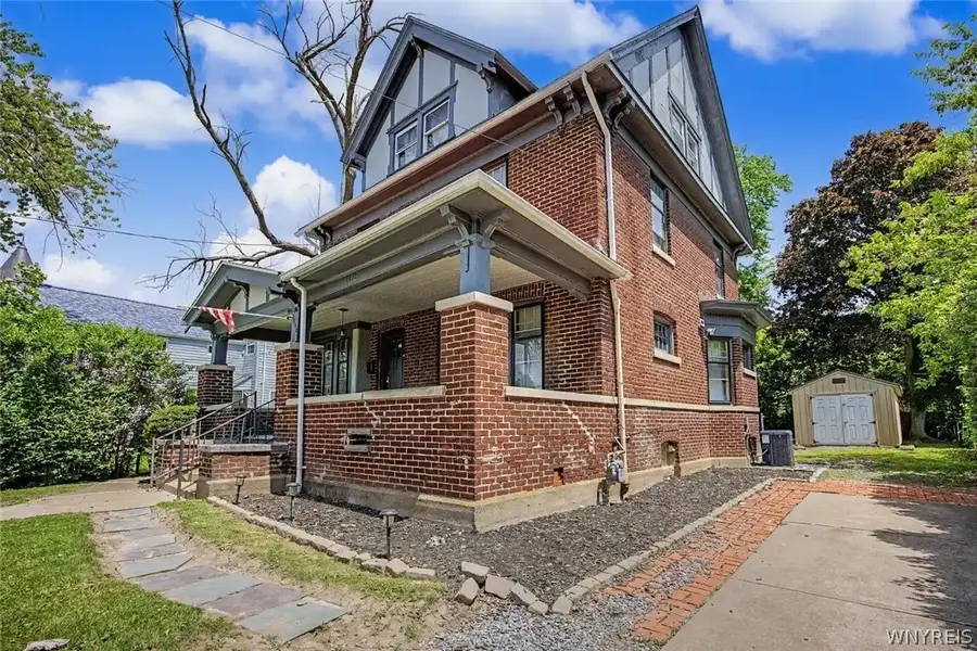 1623 10th Street, Niagara Falls, NY 14305 - #2