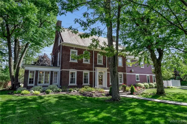 357 Lebrun Road, Buffalo, NY 14226