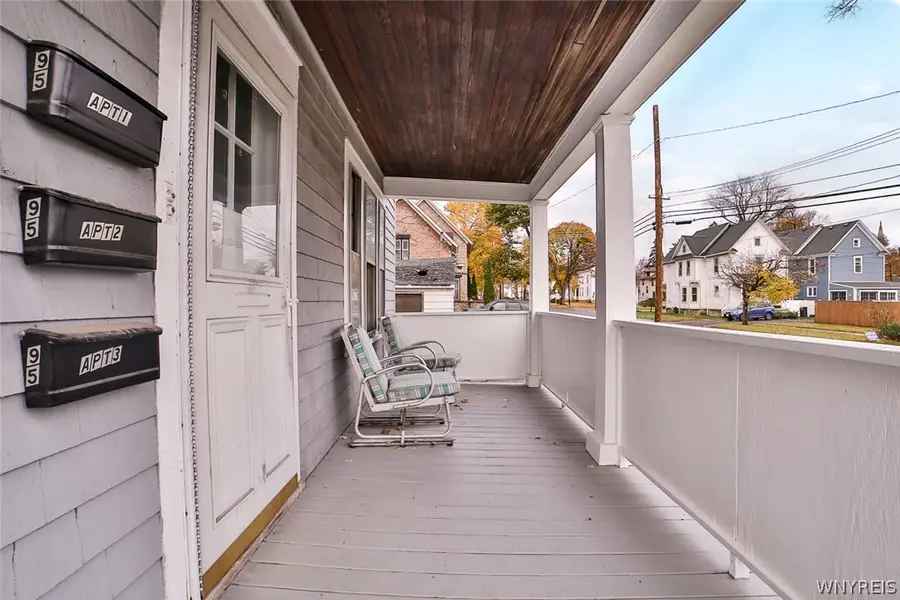 95 N Transit Street, Lockport, NY 14094 - #2