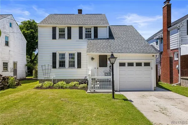 190 Springville Avenue, Buffalo, NY 14226