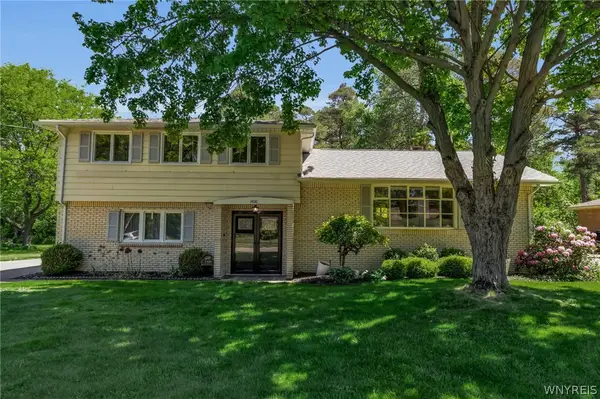 1400 Stainton, Lake View, NY 14085