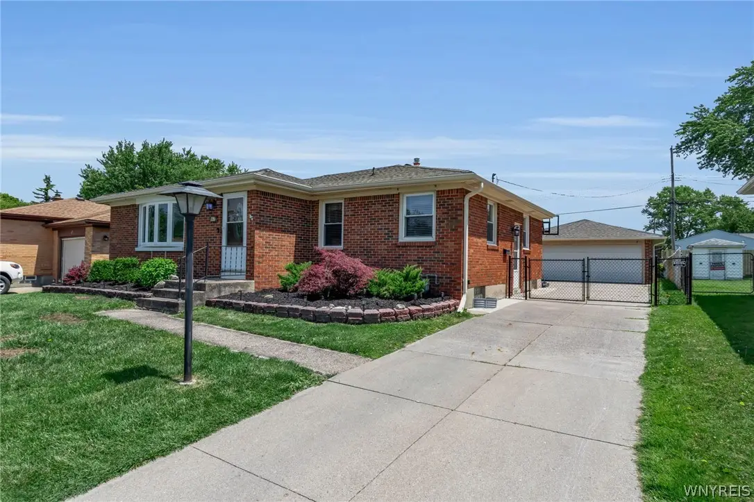 95 Cherokee Drive, Buffalo, NY 14224 - #1