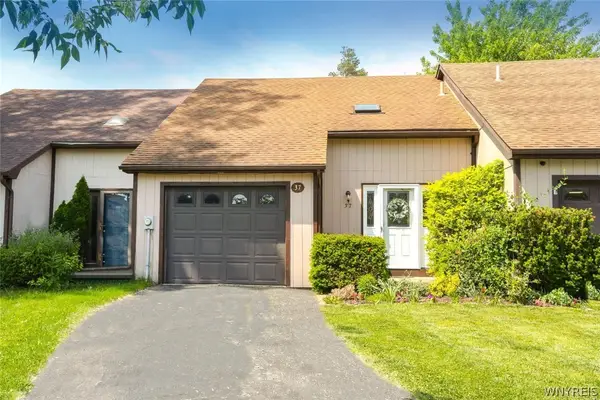 37 Robin Road, Buffalo, NY 14228