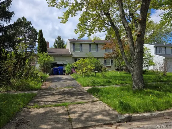 16 Glenmar Drive, West Seneca, NY 14224