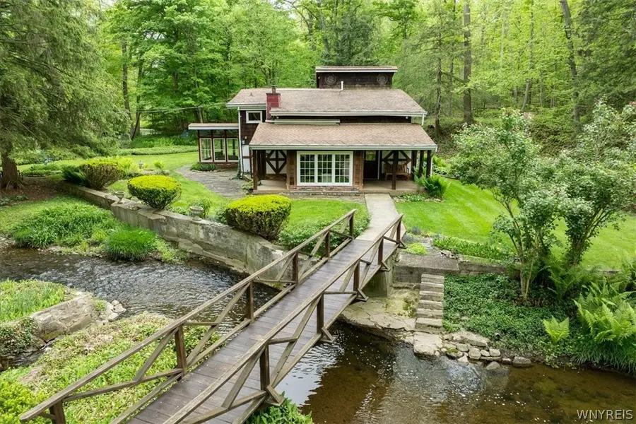 80 Hilltop Dr, Elma, NY 14059 - #3