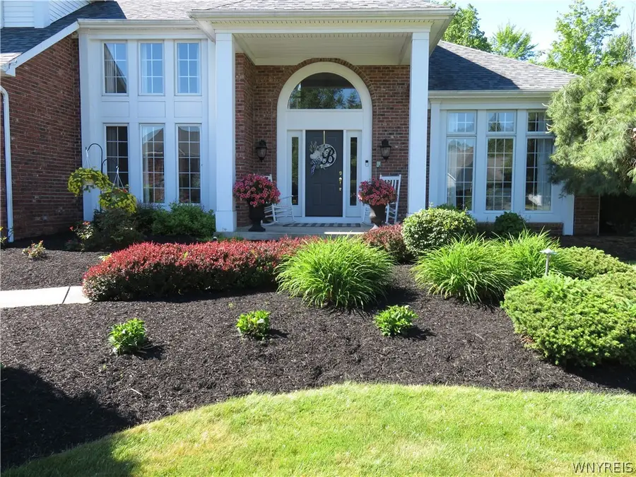 25 Lakeridge Drive, Orchard Park, NY 14127 - #3