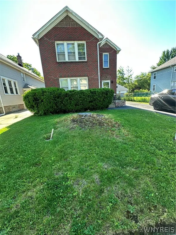 43 Hawthorne Avenue, Kenmore, NY 14223