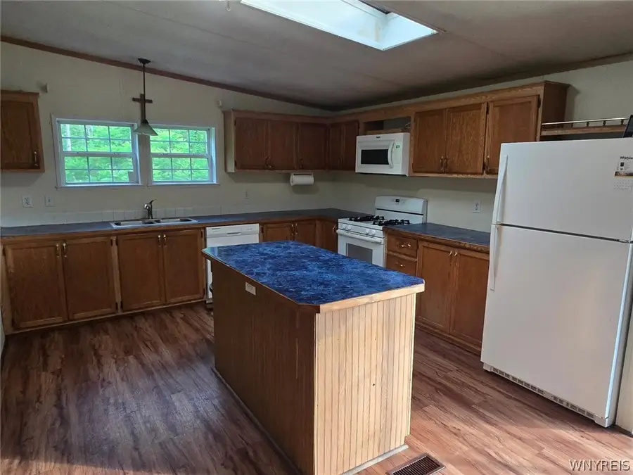 12507 Ridge Road, Medina, NY 14103 - #3