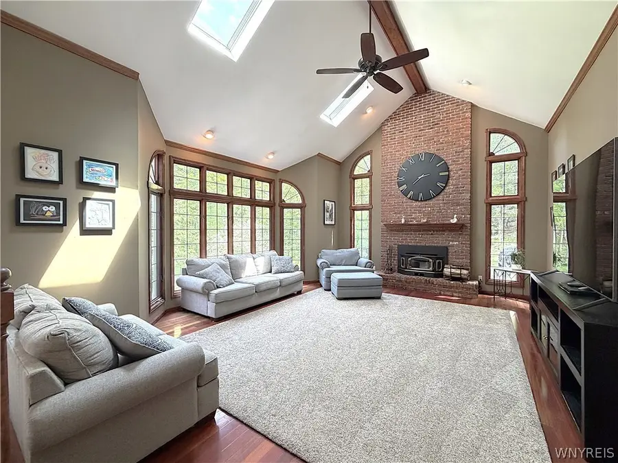 914 Underhill Road, East Aurora, NY 14052 - #2