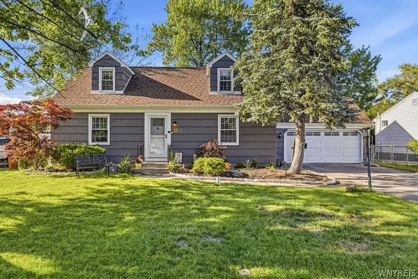 12 Sudbury Lane, Buffalo, NY 14221