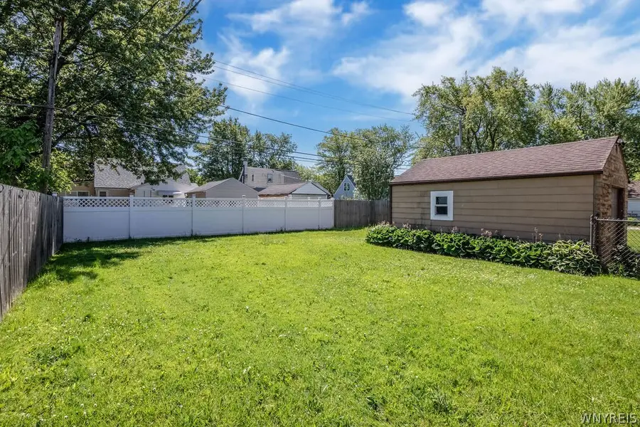 801 S Huth Road, Cheektowaga, NY 14225 - #3