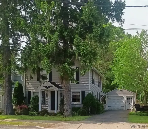 25 S Main Street, Holland, NY 14080