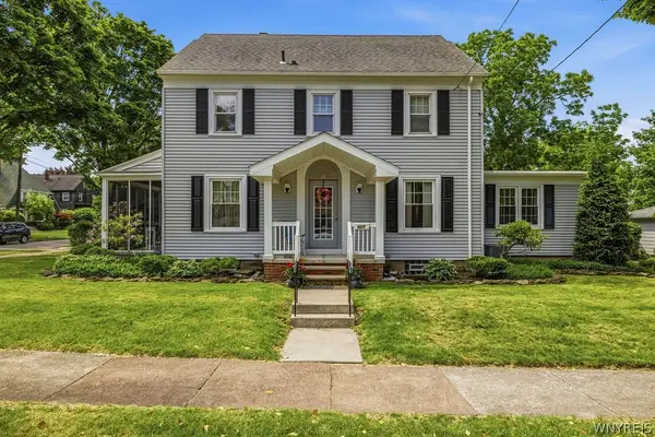 825 James Avenue, Niagara Falls, NY 14305