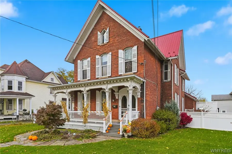 37 State Street, Middleport, NY 14105 - #2