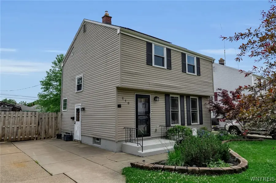 210 Woodcrest Drive, Buffalo, NY 14220 - #2