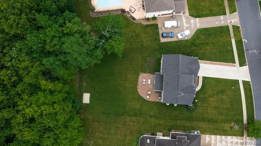270 Forest Creek Lane, Grand Island, NY 14072 - #3