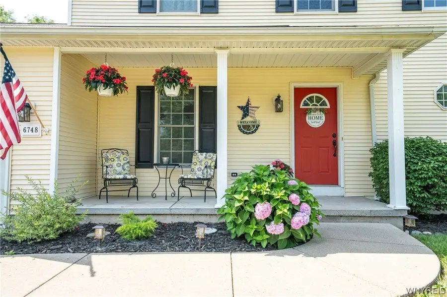 6748 E High Street, Lockport, NY 14094 - #3