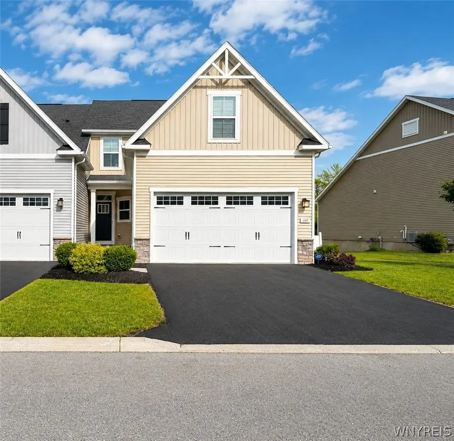 189 Sandstone Circle, Grand Island, NY 14072 - #1