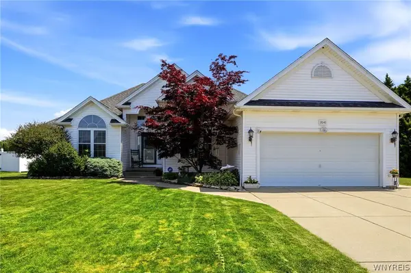7041 Rock Dove Lane, Niagara Falls, NY 14304
