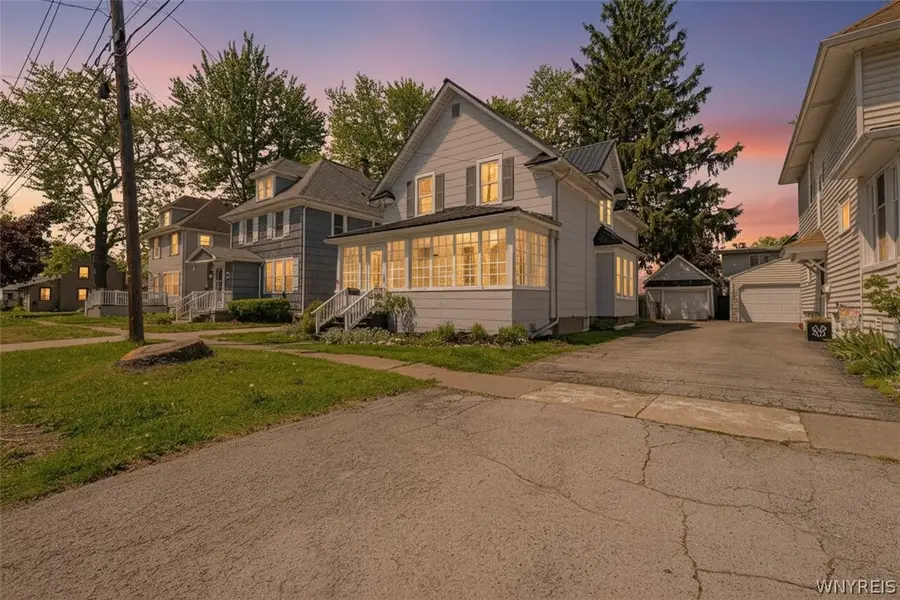 118 Zimmerman Street, North Tonawanda, NY 14120 - #3