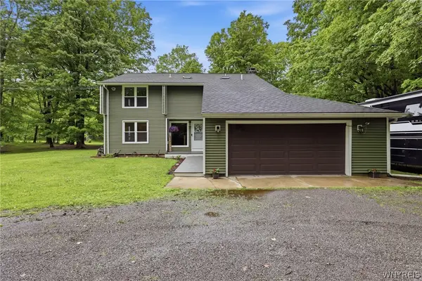 11390 Matteson Corners Road, Holland, NY 14080