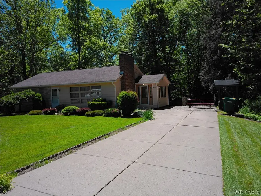 6570 Hillside Drive, Orchard Park, NY 14127 - #3