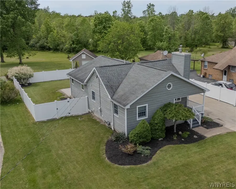 541 Lake Avenue, Lancaster, NY 14086 - #2