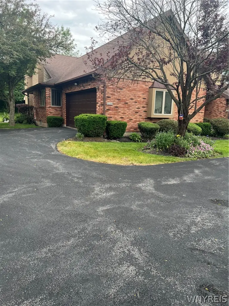 5230 Paddock Lane, Lewiston, NY 14092 - #1