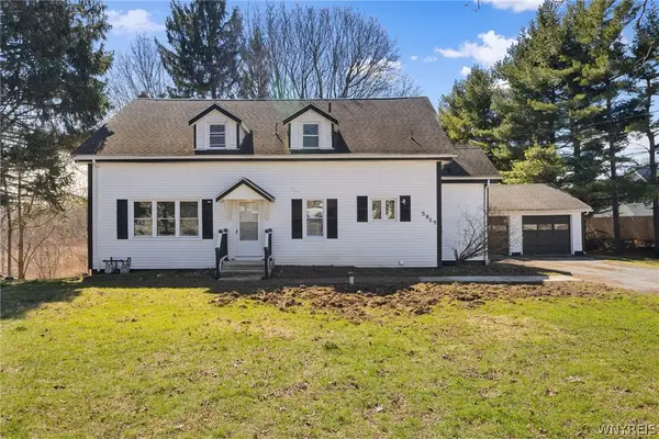 5869 Broadway Street, Lancaster, NY 14086