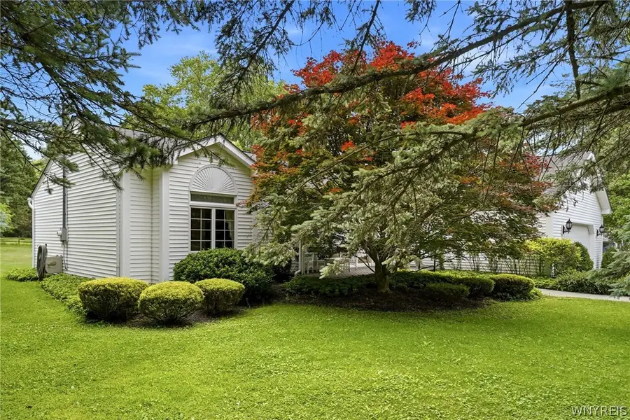7305 Hickory Drive, Hamburg, NY 14075 - #3