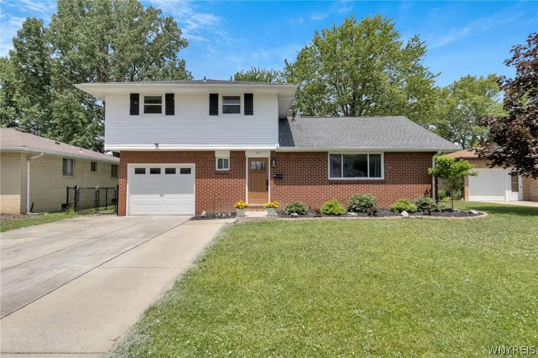 10 Laurelton Drive, West Seneca, NY 14224 - #1