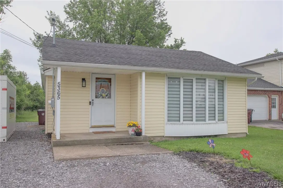 5365 Lake Avenue, Orchard Park, NY 14127 - #1