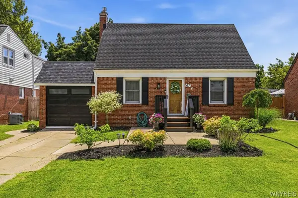 67 Neumann Parkway, Buffalo, NY 14223